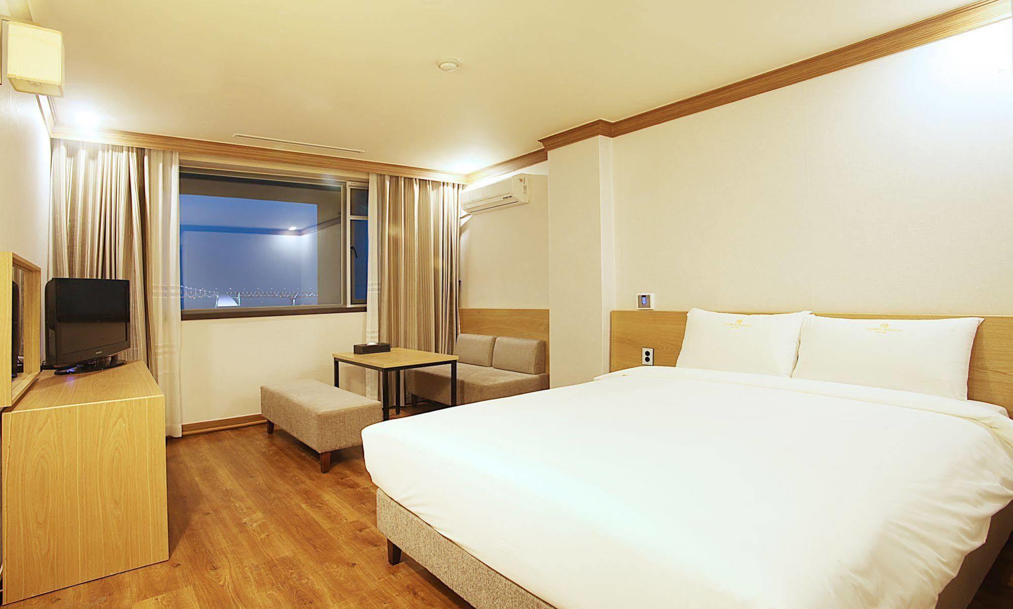 Dawn Beach Hotel Pusan Exteriér fotografie